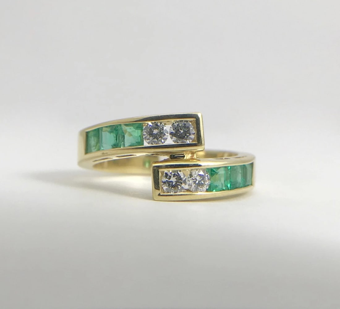 Green Emerald Diamond Channel-Set Wrap Bypass Band Ring 18K Yellow Gold, 1.18 TW - 8