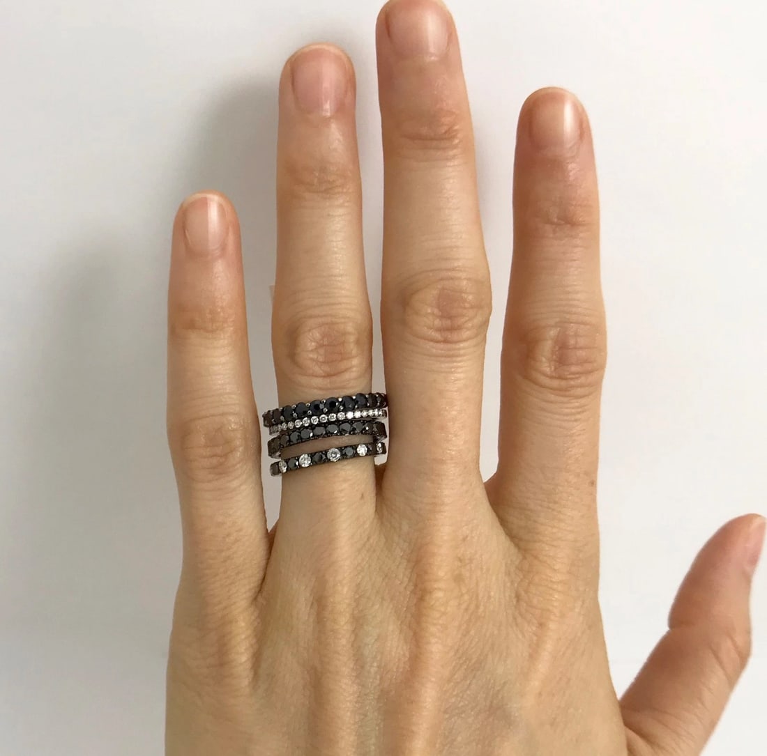 Black White Diamond Eternity Band Ring 18K Black Gold .90 CTW, Size 4.5, 1.75 Gr - 7