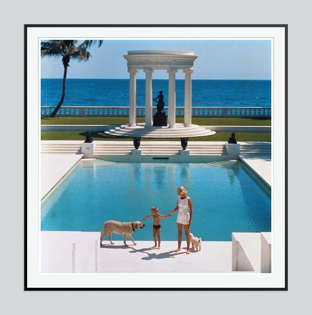 Nice Pool 1955 Slim Aarons Premium Collection Estate Stamped Edition: 1955 (printed later) - 10