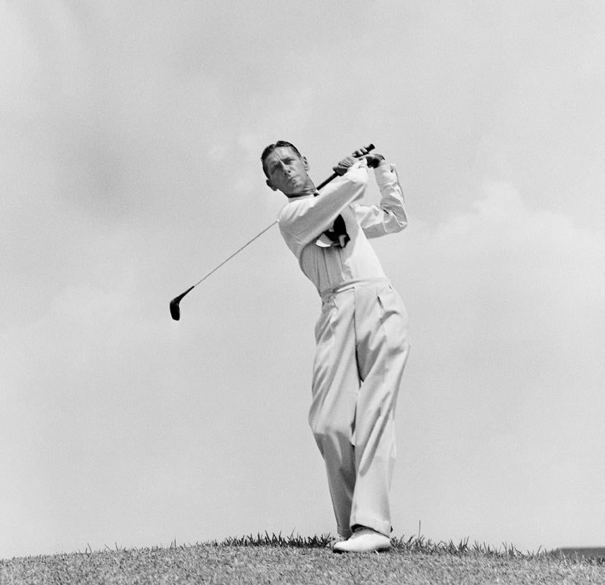 Teeing Off - silver gelatine print Oversize Golf: 1939 (printed later) - 8
