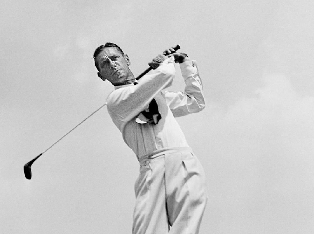 Teeing Off - silver gelatine print Oversize Golf: 1939 (printed later) - 9