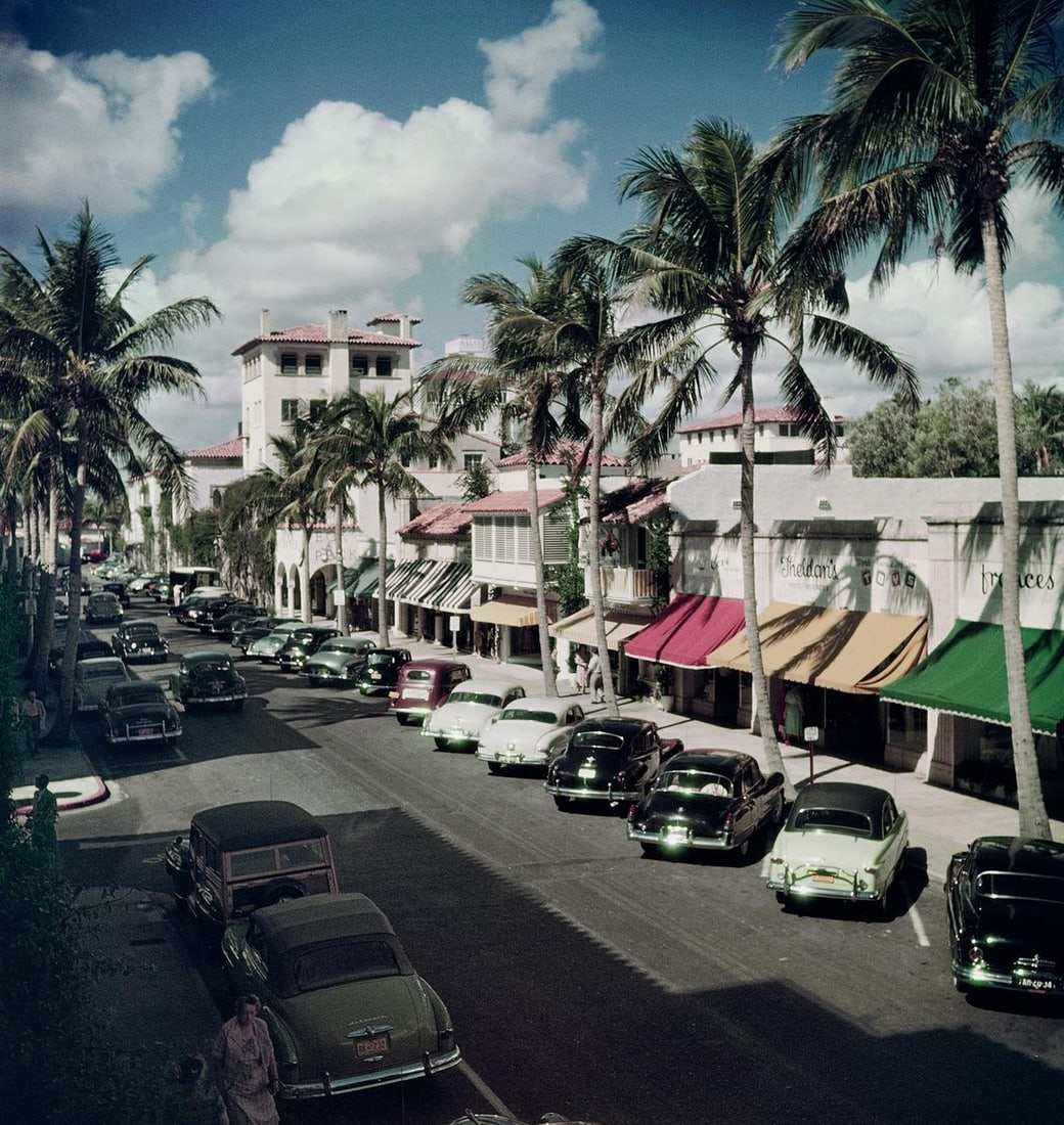 Slim Aarons Official Estate Print - Palm Beach Street - Oversize: 1953 (Printed later) (1 of 20)