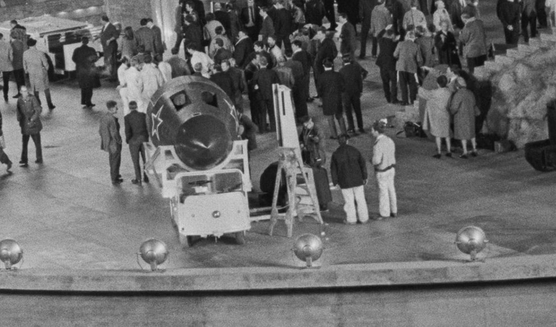 Spectre HQ Bond Set limited edition silver gelatine print: 1966 (printed later) - 16