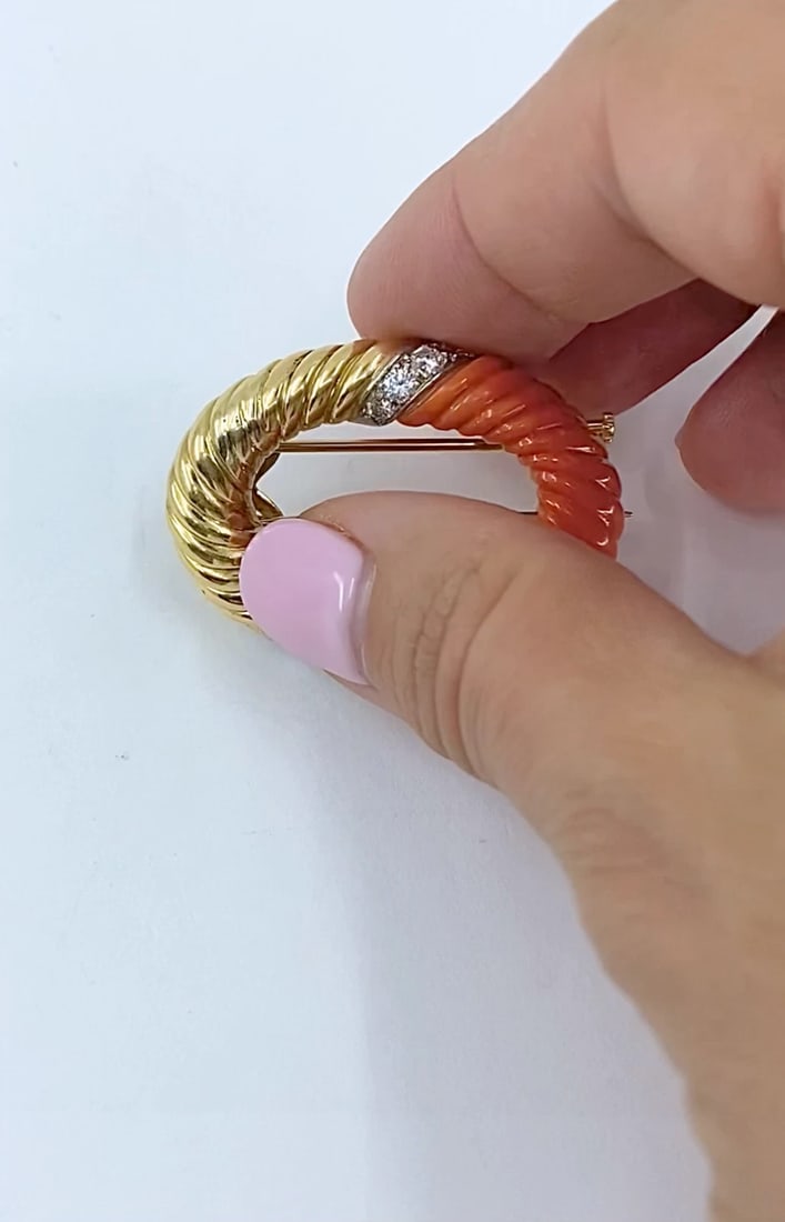 Bvlgari Bulgari 18k Gold Coral Diamond Oval Brooch - 2