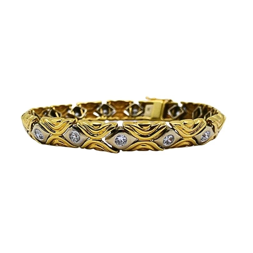 Two-Tone 14k Gold Diamond Link Bracelet Vintage Jewelry: Title: Two-Tone 14k Gold Diamond Link Bracelet Vintage Jewelry Description: Product details: DESNER: nknown CRCA: Late 20th Century MATERALS: 14k old EMSTONE: Diamond WEHT: 19.5 rams MEASREMENTS: 5/16