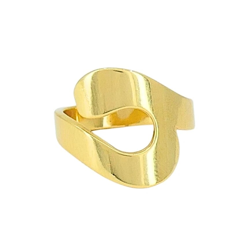 Cartier Paris 18k Gold Modernist Ring: Title: Cartier Paris 18k Gold Modernist Ring Description: Product details: DESNER: Cartier CRCA: 1990s MATERALS: 18k old WEHT: 7.2 rams RN SZE: 6.5 HALLMARKS: Cartier, Paris, French Eagle Mark TEM