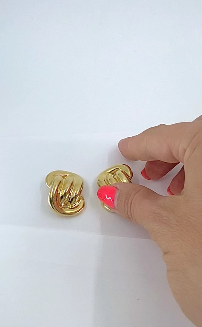 Vintage 14k Gold Earrings Swirl Design - 2