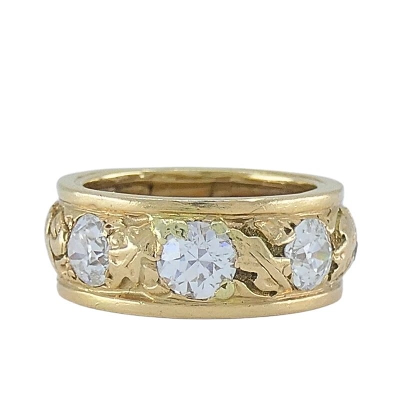 Vintage Diamond Band 14k Gold Leaf Motif Ring: Title: Vintage Diamond Band 14k Gold Leaf Motif Ring Description: Product details: DESNER: nknown CRCA: Mid-20th Century MATERALS: 14k old EMSTONE: Diamond WEHT: 10.8 rams MEASREMENTS: