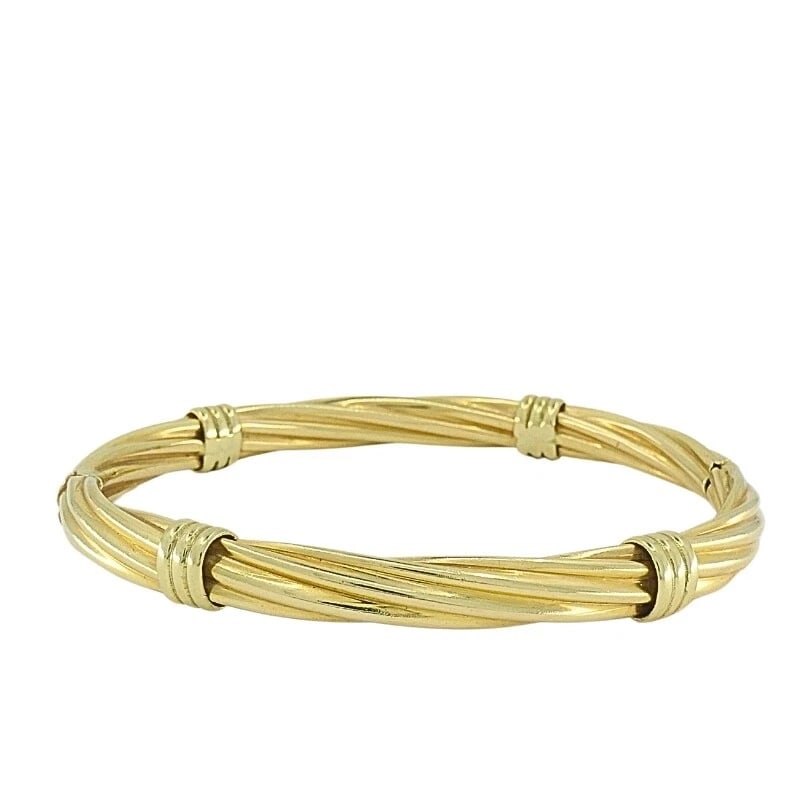 Balestra Gold Bracelet 14k Vintage Jewelry: Title: Balestra Gold Bracelet 14k Vintage Jewelry Description: Product details: DESNER: Balestra CRCA: Late 20th Century MATERALS: 14k old WEHT: 19 rams MEASREMENTS: nner circumference 7” x 1/4"