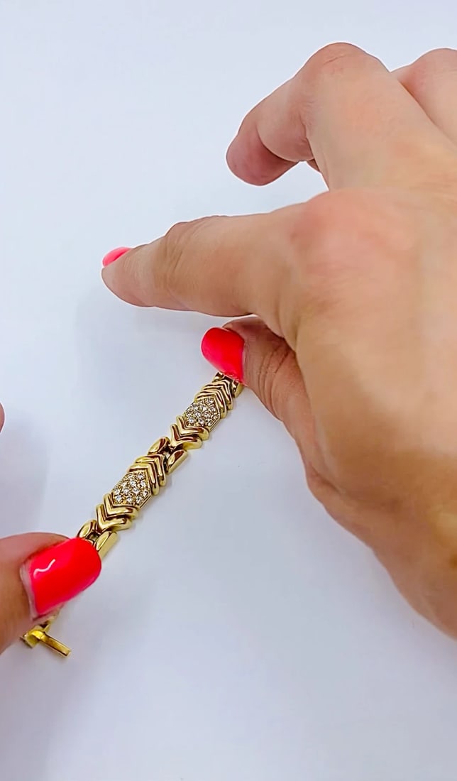 Bvlgari Bulgari Diamond 18k Gold Bracelet - 2