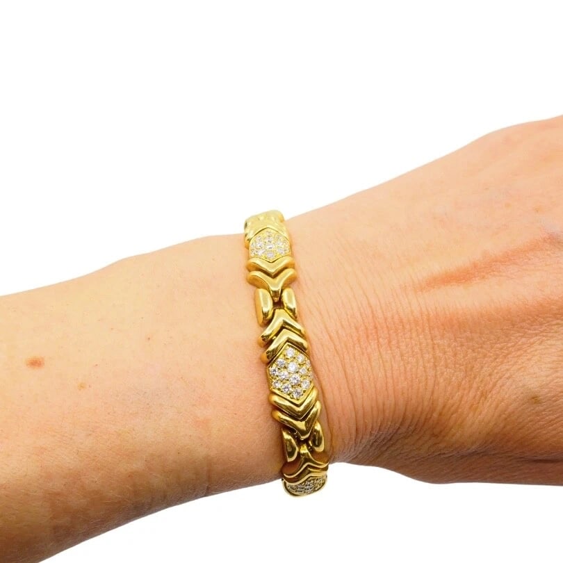 Bvlgari Bulgari Diamond 18k Gold Bracelet - 4