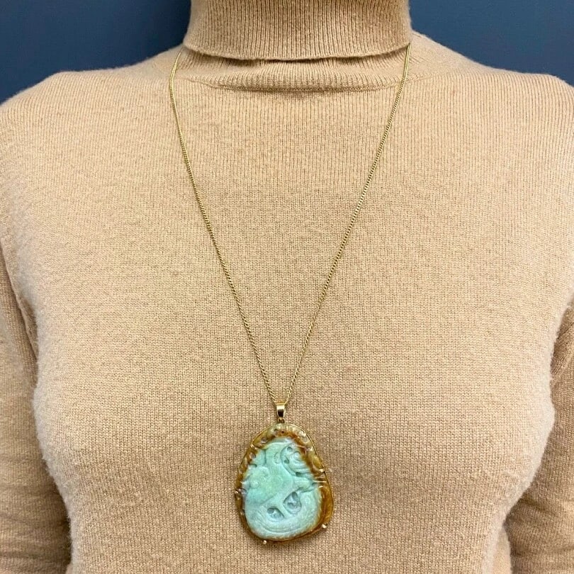 Vintage Carved Jade Pendant 18k Gold Chain Necklace - 3