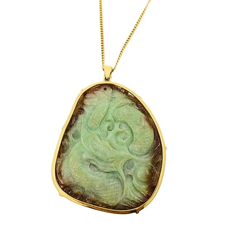 Vintage Carved Jade Pendant 18k Gold Chain Necklace - 7