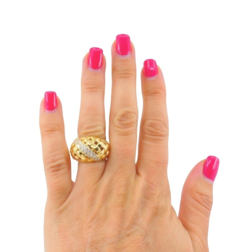 Tiffany and Co. 18K Gold Diamond Dome Vannerie Ring - 3