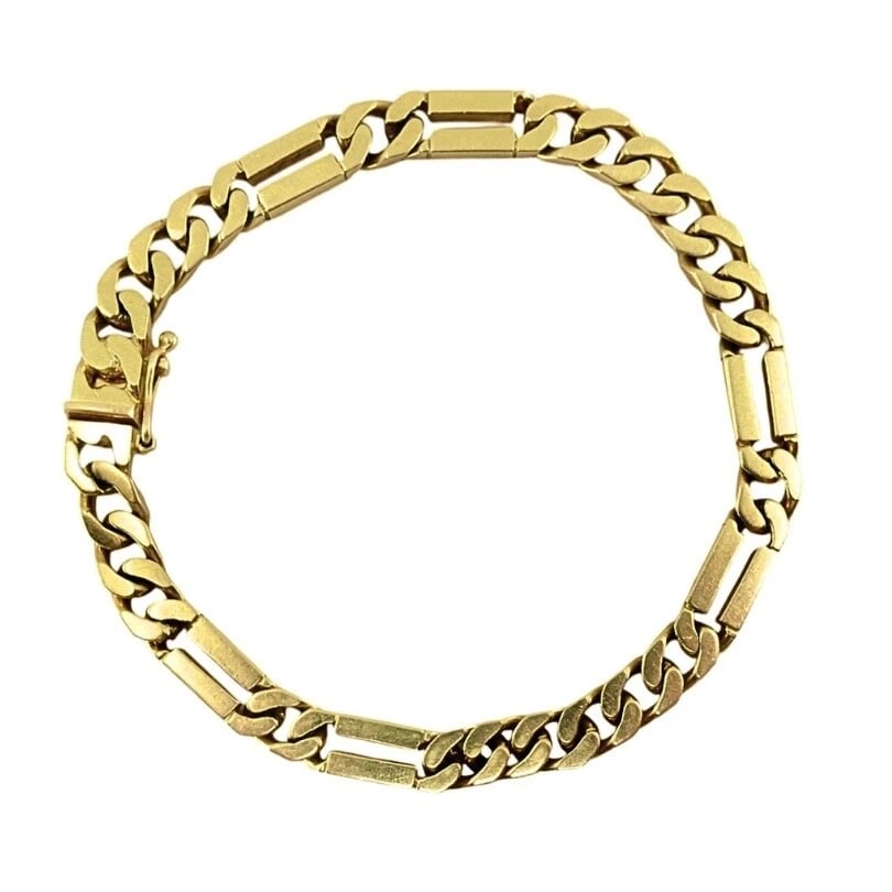 Vintage 14k Gold Chain Bracelet Curblink: Title: Vintage 14k Gold Chain Bracelet Curblink Description: Product details: DESNER: nknown CRCA: 1990’s MATERALS: 14k old WEHT: 23.4 rams MEASREMENTS: 8" x 1/4" HALLMARKS: 14K TEM DETAL