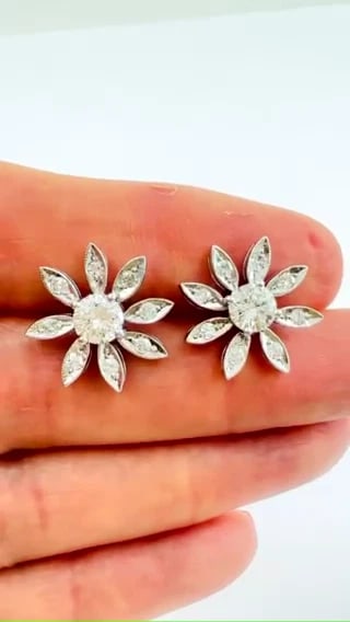 Diamond Floral Stud EARRINGS 14k Gold Estate Jewelry - 2