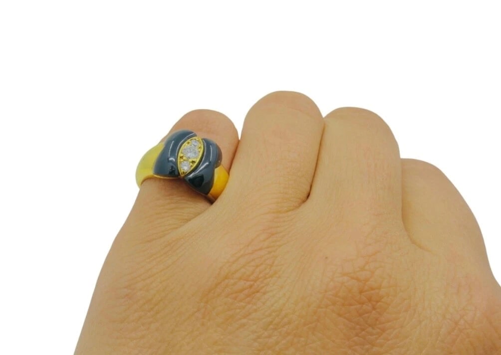 Van Cleef & Arpels Onyx Ring Diamond Papillon Ring - 4