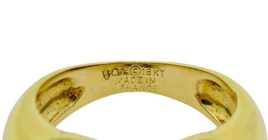 Van Cleef & Arpels Onyx Ring Diamond Papillon Ring - 9