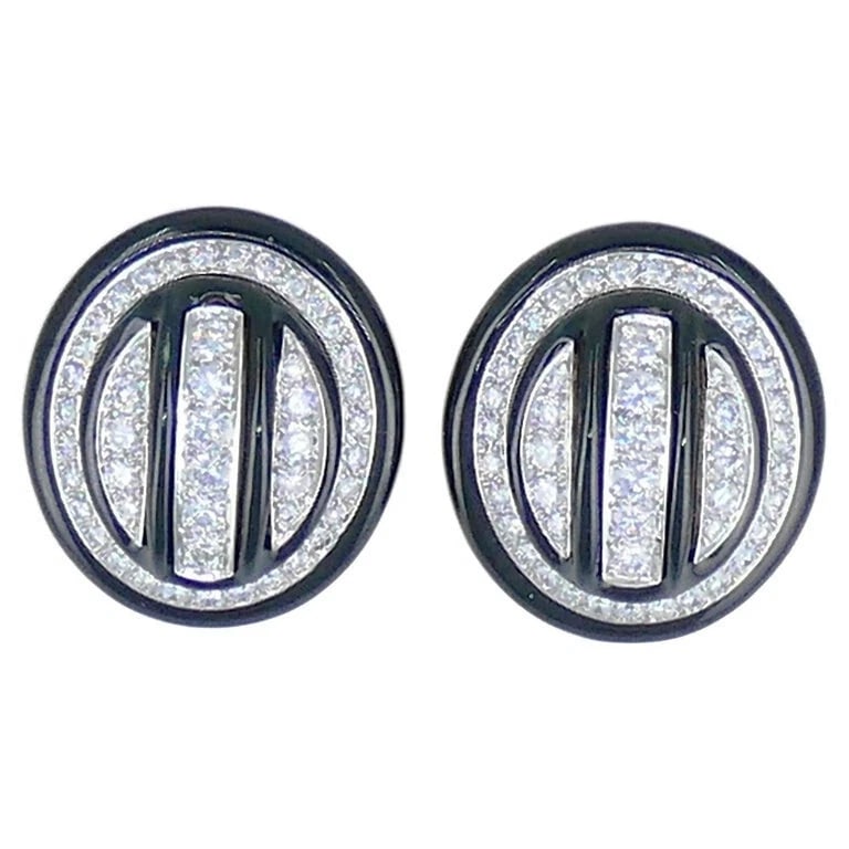 David WEBB Enamel EARRINGS 18k Gold Platinum Diamond Vintage Estate Jewelry: Title: David WEBB Enamel EARRINGS 18k Gold Platinum Diamond Vintage Estate Jewelry Description: DAVD WEBB 18 karat Yellow old Platinum Diamond Enamel Earrings A spectacular pair of David Webb enamel