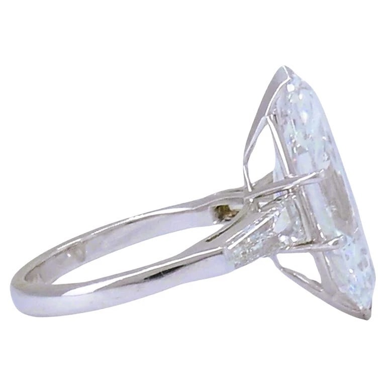 Van Cleef & Arpels Marquise Diamond Platinum RING GIA 5.11-carat D VVS2 VCA - 7