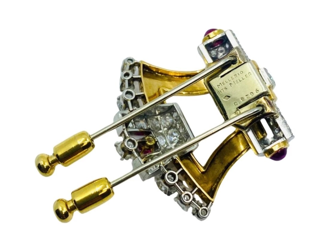 Mellerio Retro Yellow and White 18k Gold Diamond Ruby Brooch - 6