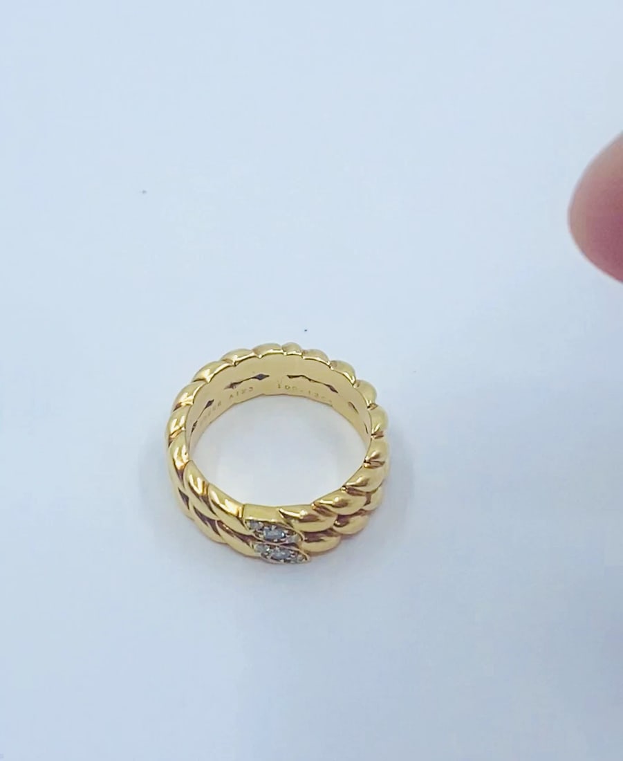 Van Cleef & Arpels Gold Braided Diamond Ring - 2