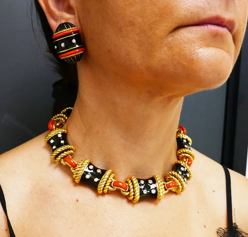 David WEBB NECKLACE Gold Black Enamel Diamond Coral Stud 18k Estate Jewelry - 6