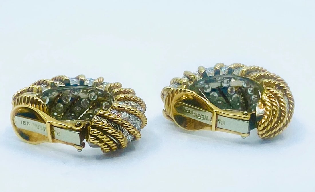 David Webb Huggie Earrings Diamond Gold - 6