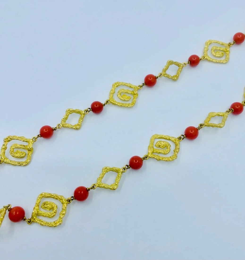 Tabbah Coral Gold Necklace - 5
