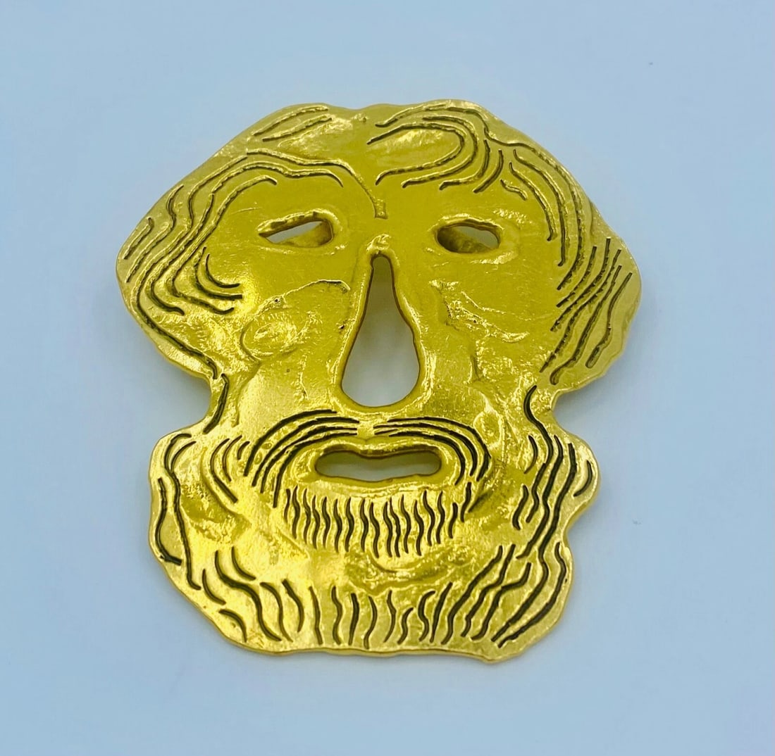 22k Gold Jean Mahie Figural Pendant Necklace - 5