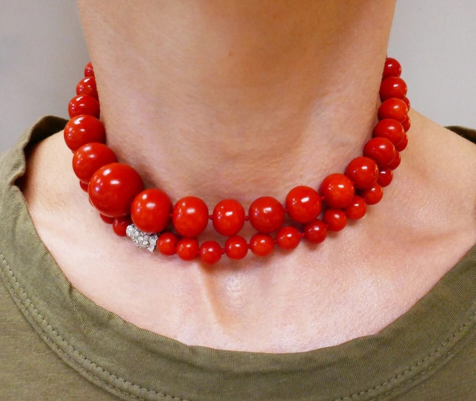 Vintage Mediterranean Coral NECKLACE with Diamond 14k Gold Clasp Estate Jewelry - 4
