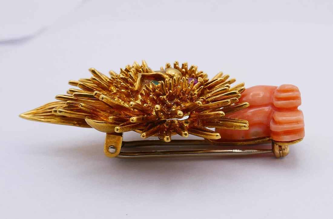 Vintage BROOCH Pin Clip 18k Gold Coral Gems Leo Zodiac Estate Jewelry - 2