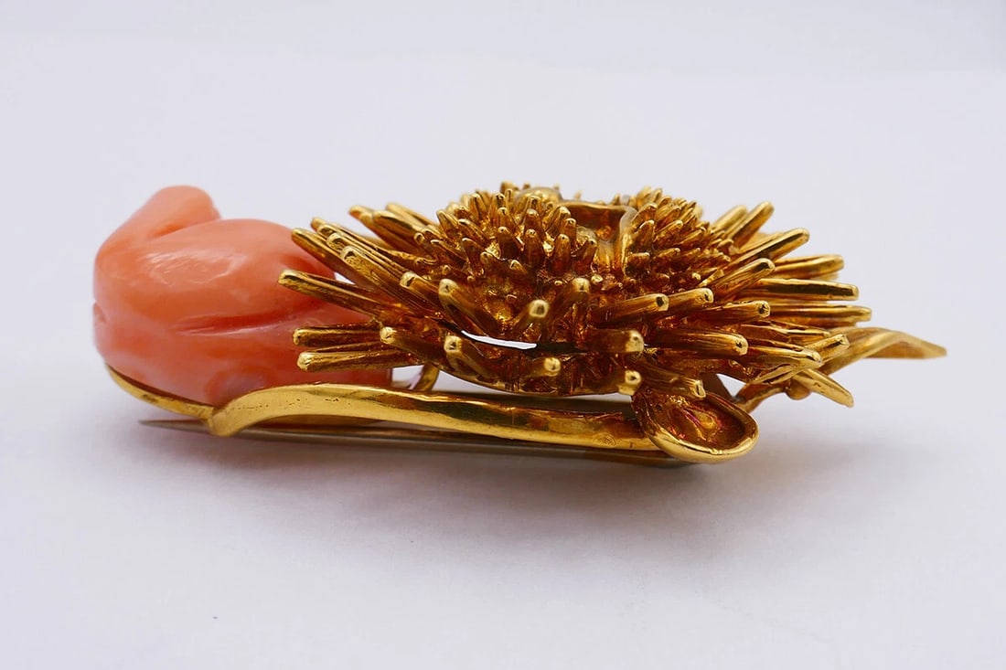 Vintage BROOCH Pin Clip 18k Gold Coral Gems Leo Zodiac Estate Jewelry - 3