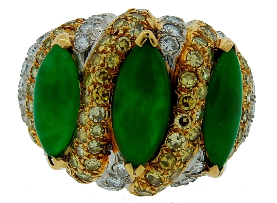 Vintage VERDURA 18k Gold Jade Diamond RING - 4