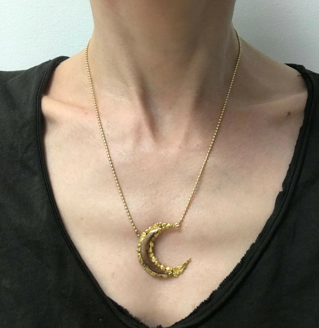 Antique Alaskan 14k Yellow Gold Horn Medham Crescent Necklace - 2