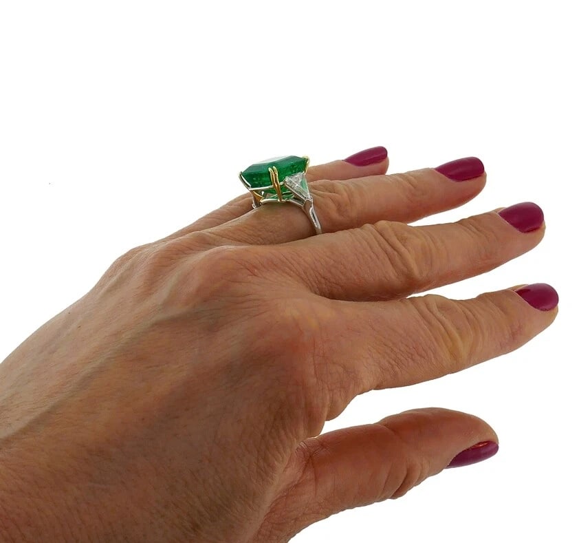 Vintage Harry Winston Emerald Diamond Platinum RING 14.04 Carat Colombian AGL - 4