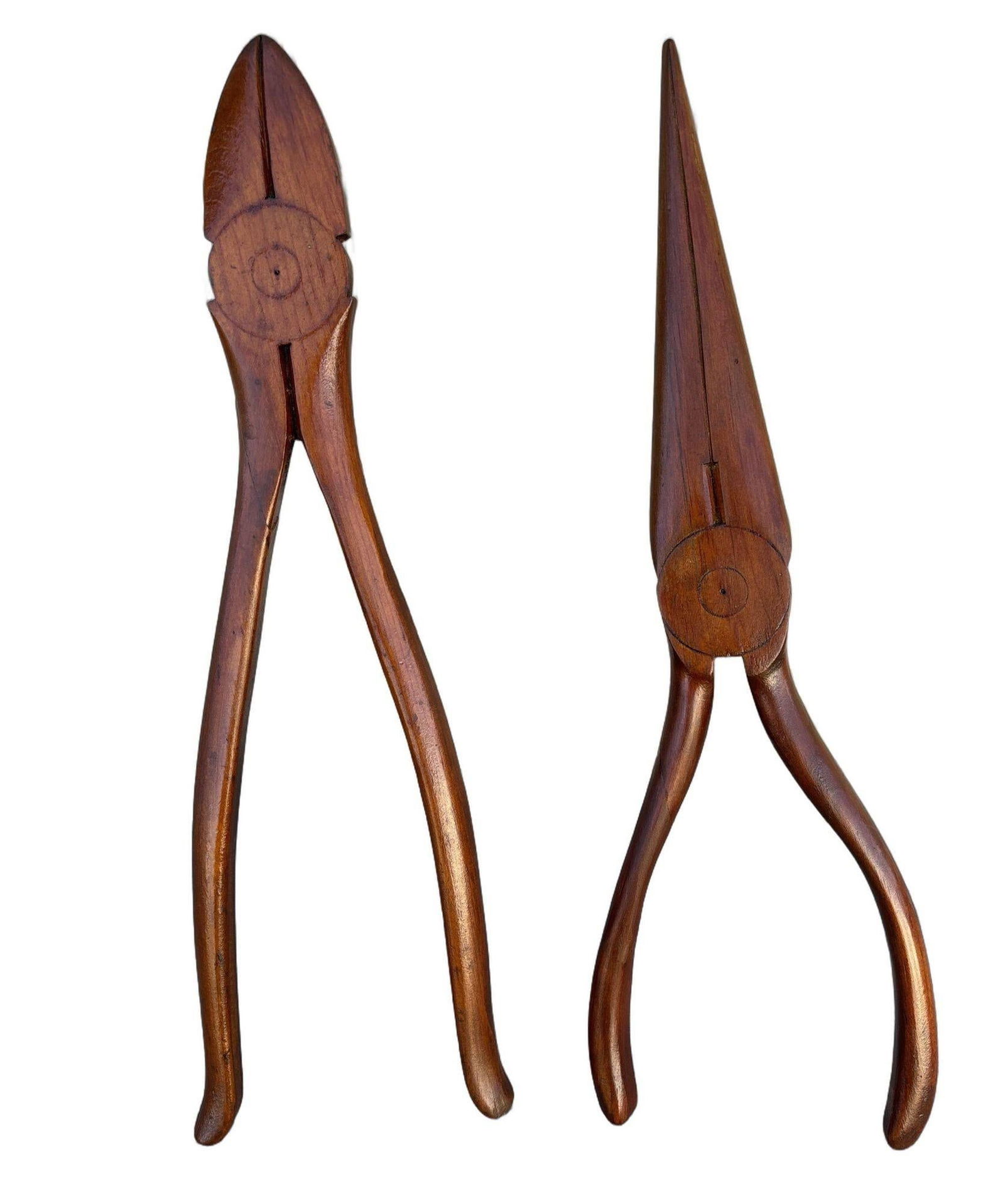 19" Rustic Edwardian Mahogany Needlenose and Cutting Pliers Wall Art - 8