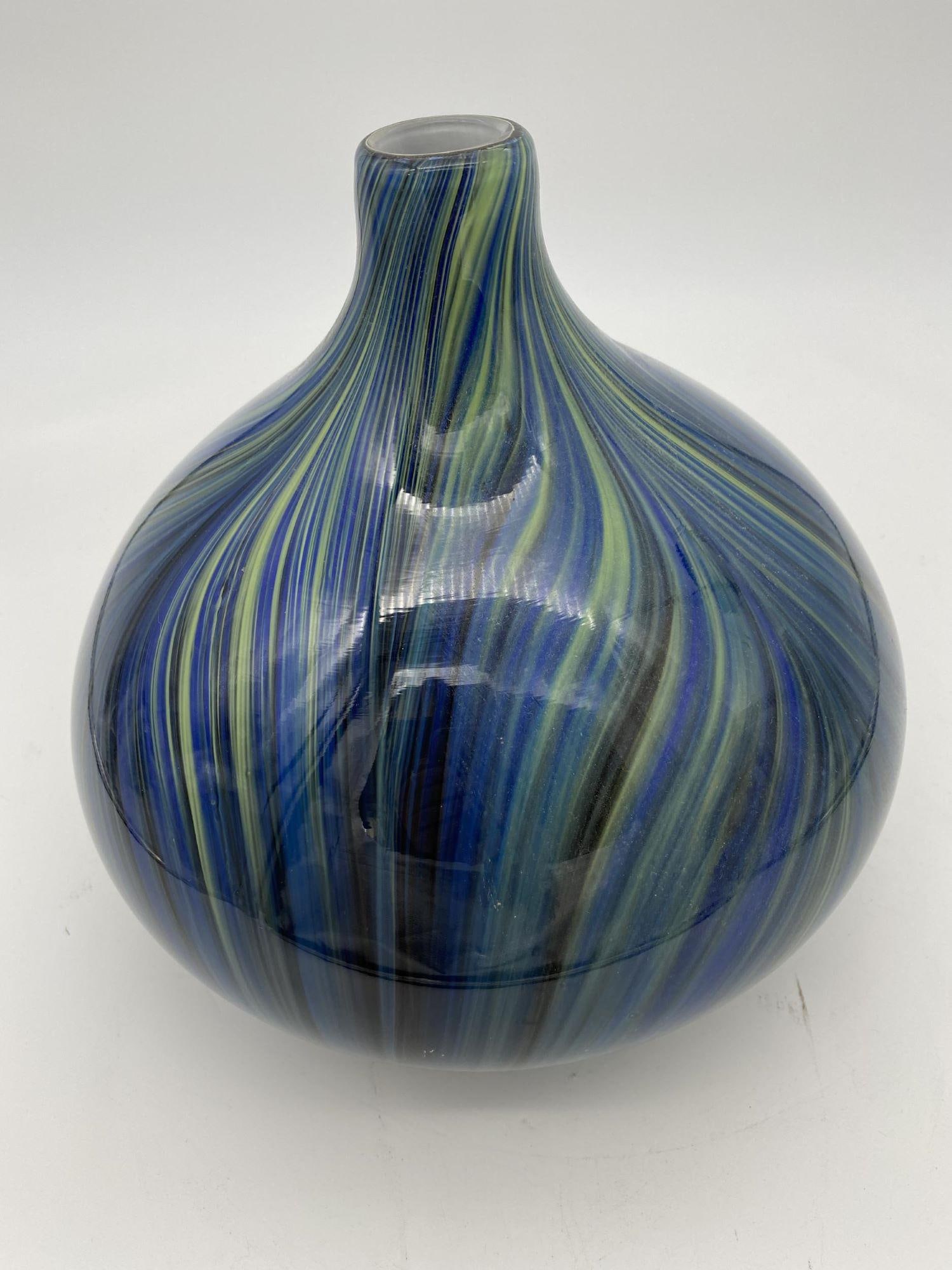 Mid-Century Handblown Swirl Murano Glass Vase - 3