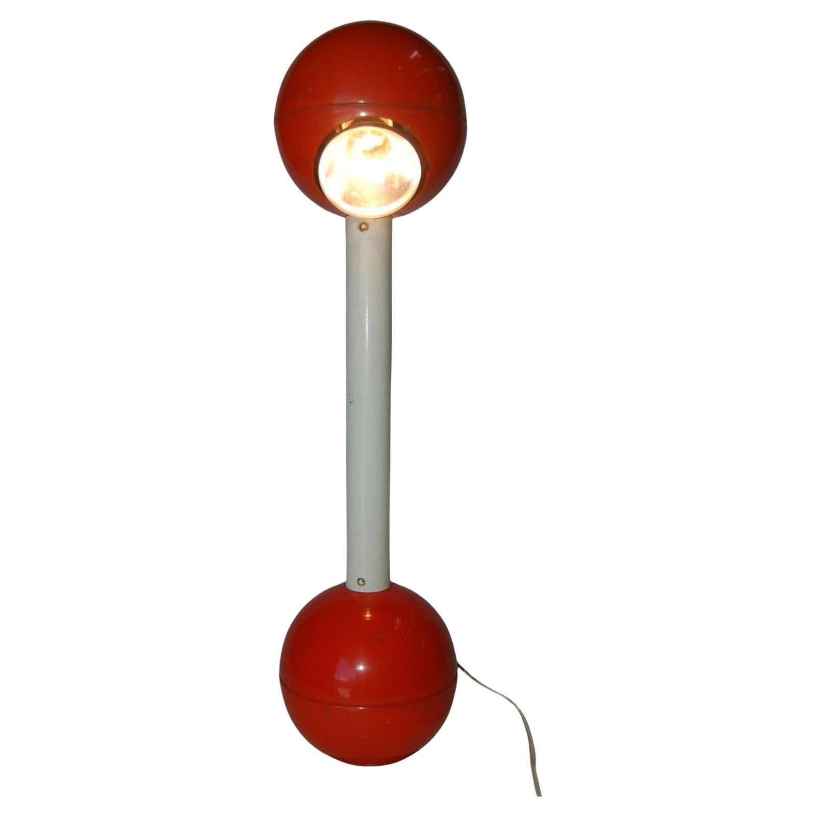 Modernist Red Metal Double Ball Barbell Accent Table Lamp: Title: Modernist Red Metal Double Ball Barbell Accent Table Lamp Description: Interesting Mid Century Modern Red Metal Double Ball Barbell Accent Table Lamp On Stand. Measures 6" Diameter x 21" Tall.