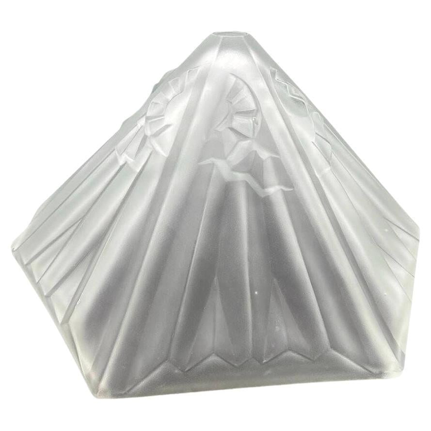 Rare French Art Deco CW Vianne Globe Opulent Frosted Lamp Shade - 18