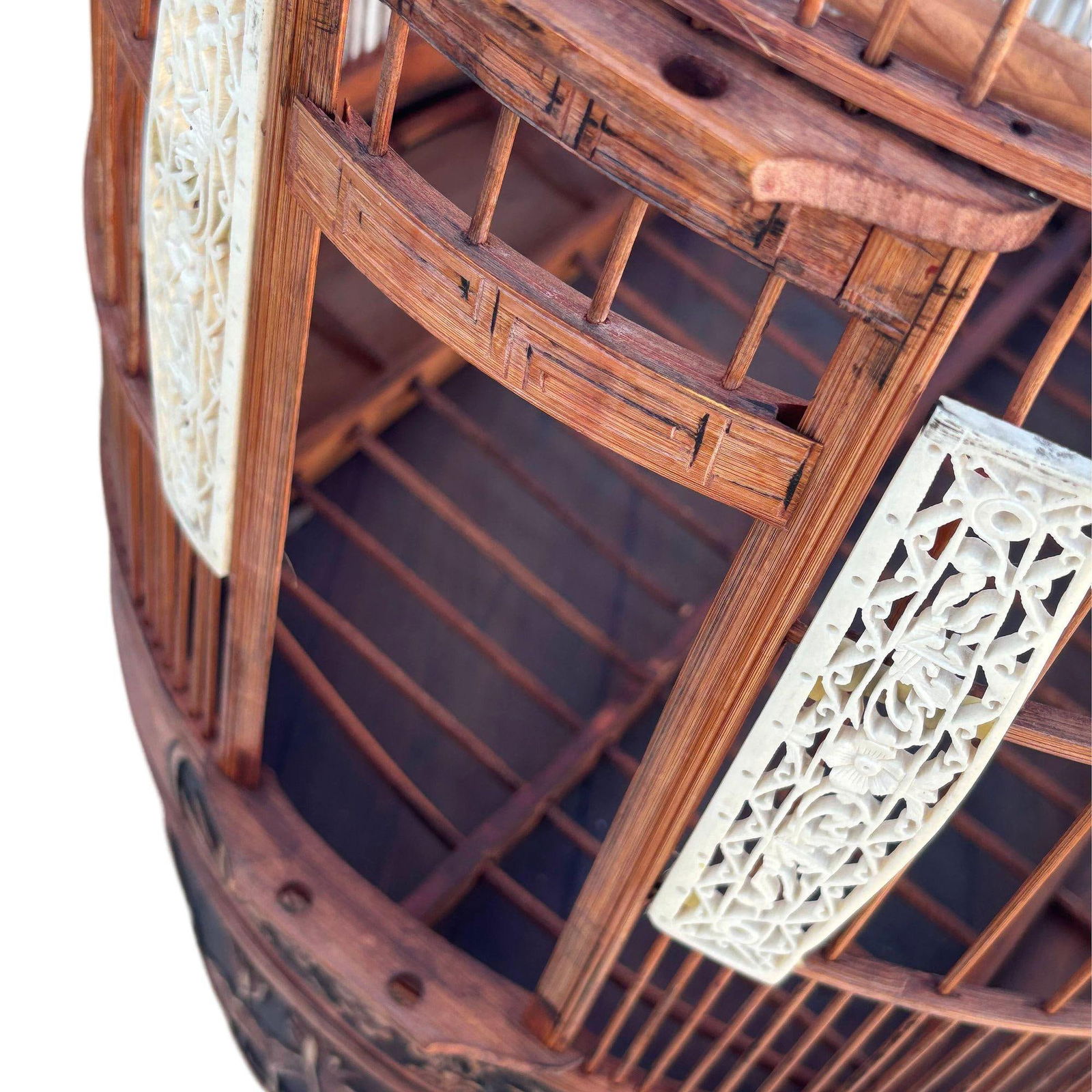 Antique Chinese Reed Rattan Birdcage Porcelain Bowls, Jade, with Pin Lock - 2