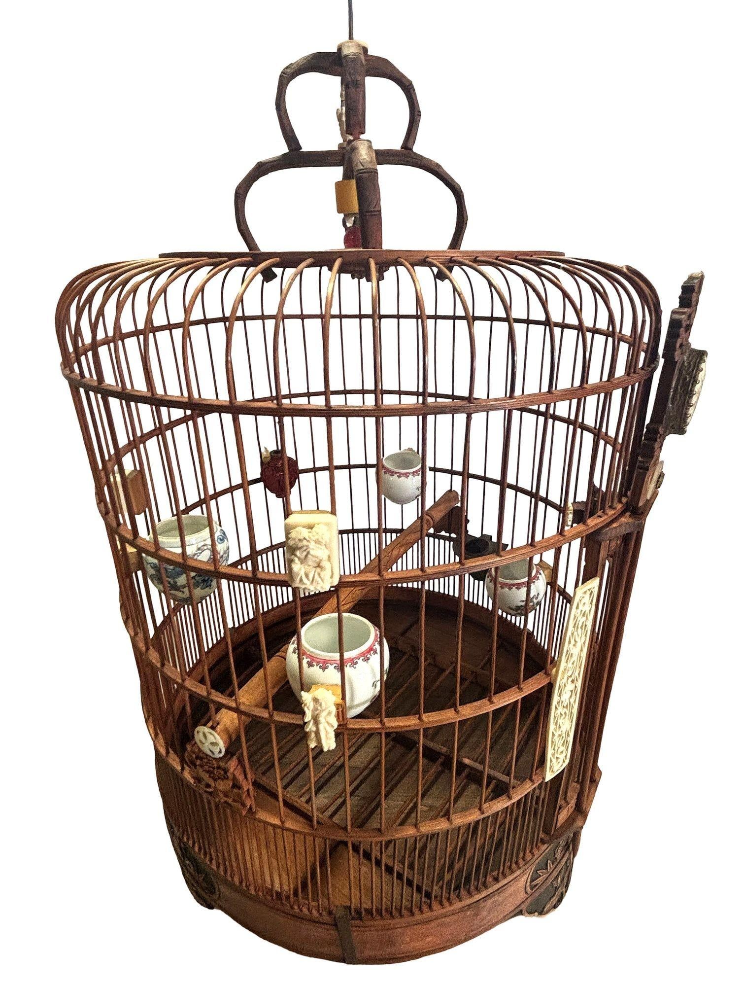 Antique Chinese Reed Rattan Birdcage Porcelain Bowls, Jade, with Pin Lock - 9