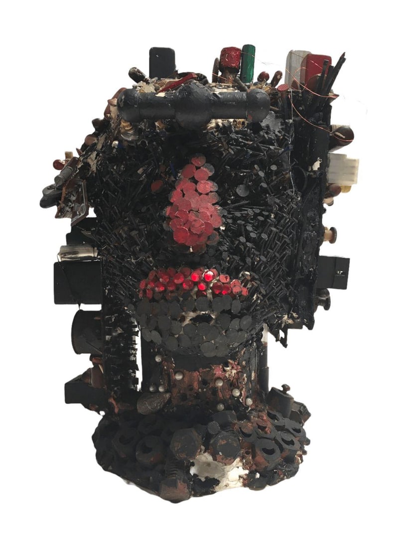 Vintage Microchip Sculpture Featuring a Lady's Head - 4