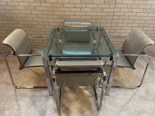 Mid Century Modern Herman Miller Glass Dining Table and 4 Chairs Newly Upholstered: Title: Mid Century Modern Herman Miller Glass Dining Table and 4 Chairs Newly Upholstered Description: Mid Century Modern Peter Protzman for Herman Miller Square Glass Top Dining Table with Chrome