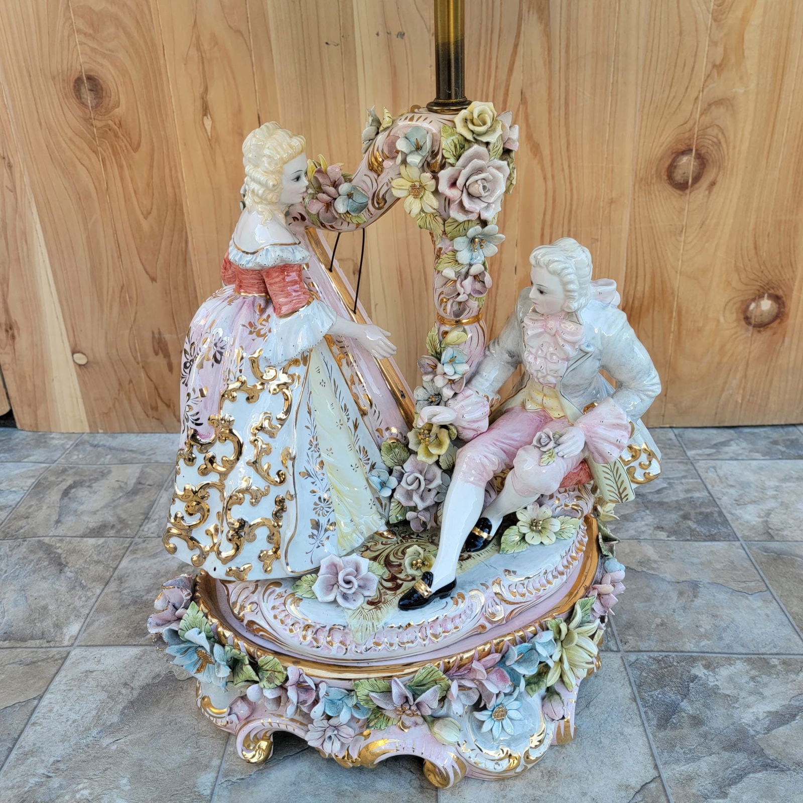 Vintage Victorian Italian Capodimonte Porcelain Table Lamp with Shade - 5