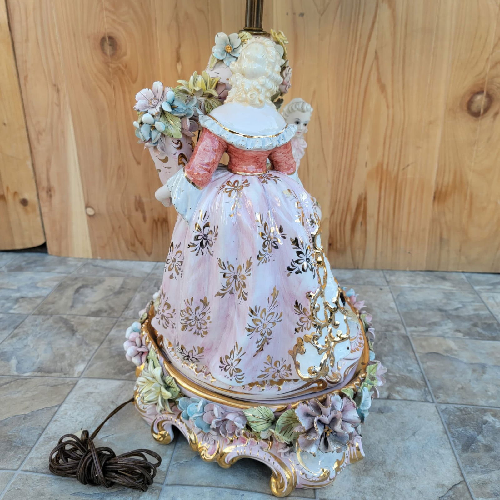 Vintage Victorian Italian Capodimonte Porcelain Table Lamp with Shade - 6