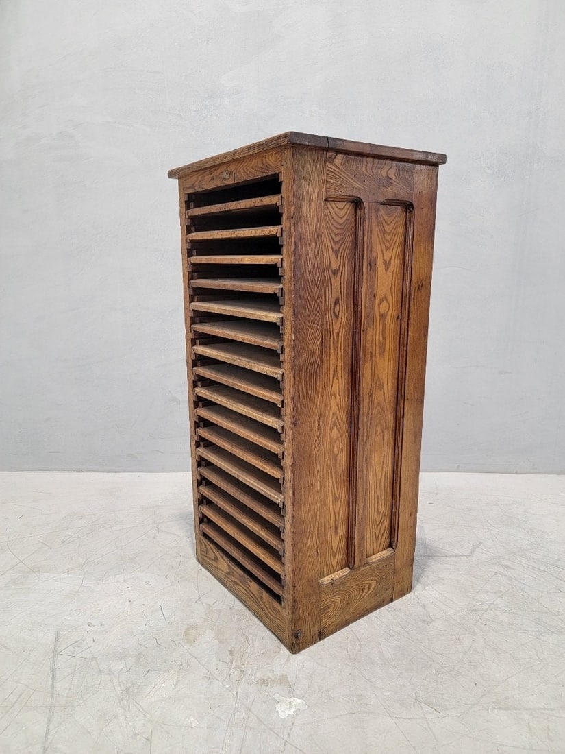 Antique Oak 16 Drawer Typesetter's Letterhead Filer - 5