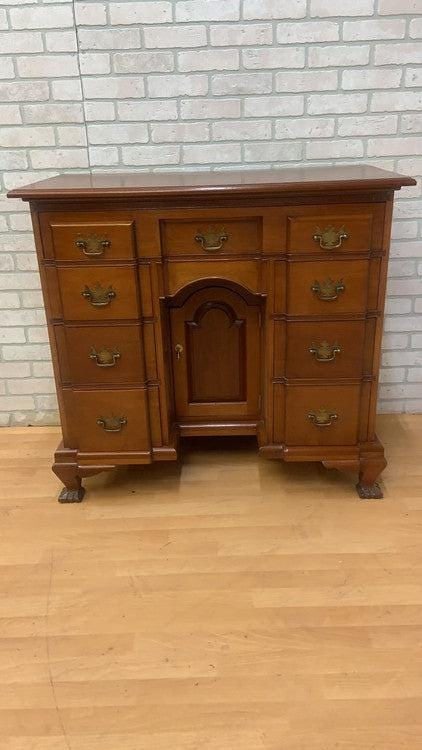 Antique George III Mahogany Kneehole/Dressing Desk (1 of 6)