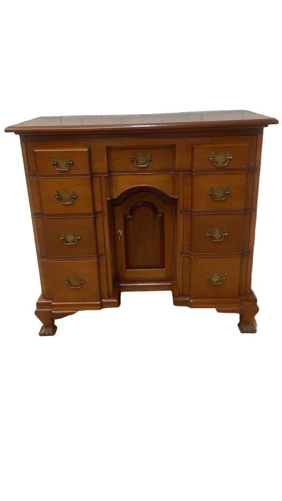 Antique George III Mahogany Kneehole/Dressing Desk - 2