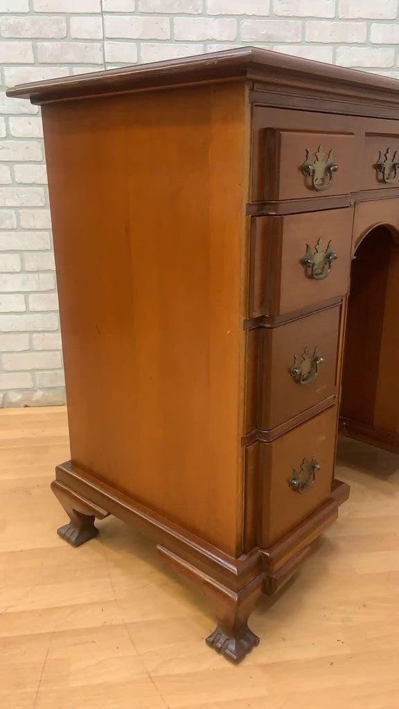 Antique George III Mahogany Kneehole/Dressing Desk - 5